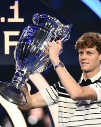 彩票开奖结果-辛纳主场捧起年终第一 缺德约的总决赛看什么？